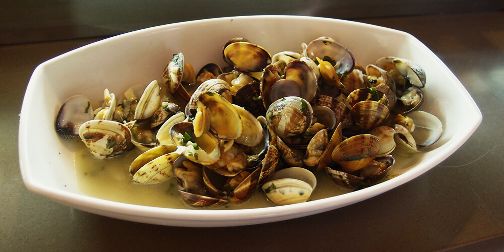 almejas a la marinera gastronomía gallega