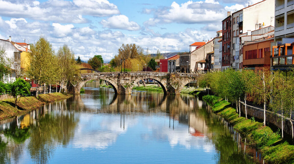 pueblos más bonitos de Lugo Monforte de Lemos