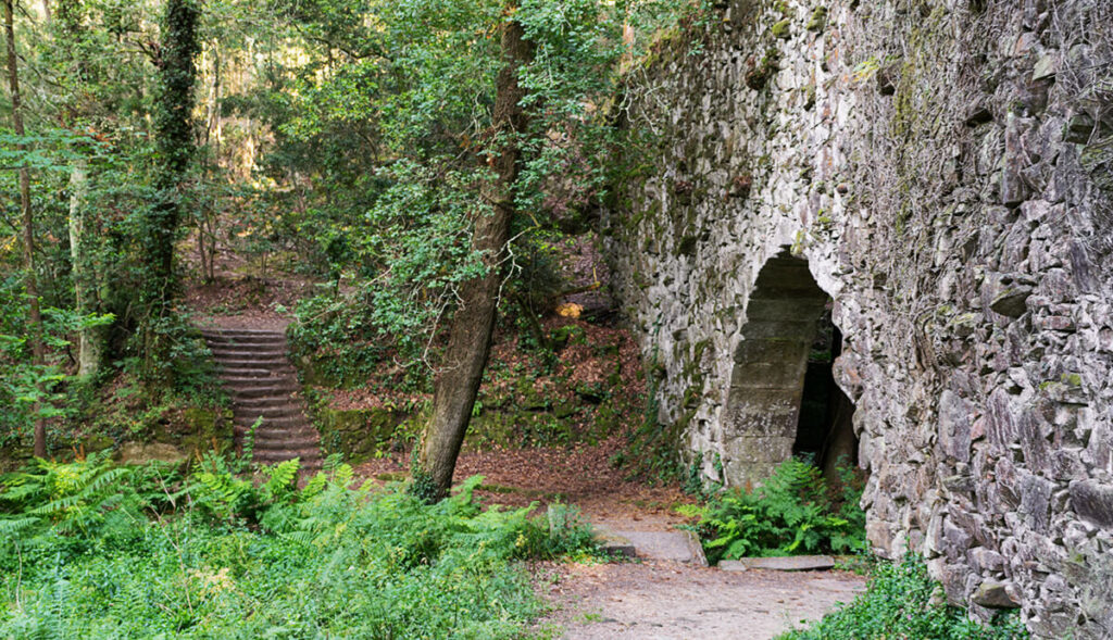 acueducto del Bosque Encantado de Aldán