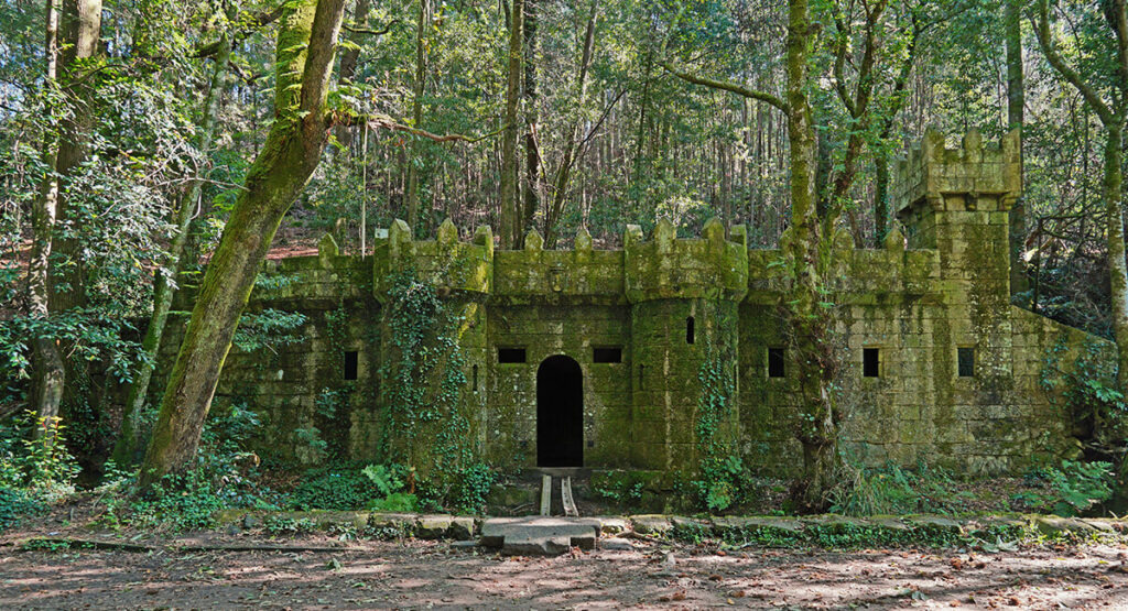 castillo del Bosque Encantado de Aldán