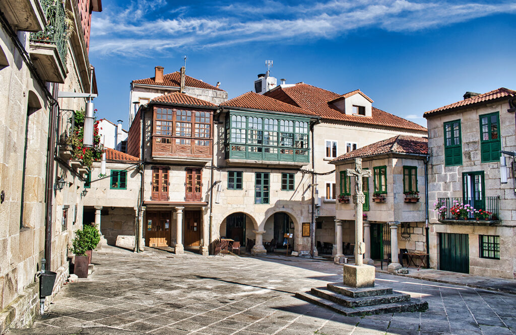 Plaza de la Leña, imprescindibles que ver en Pontevedra