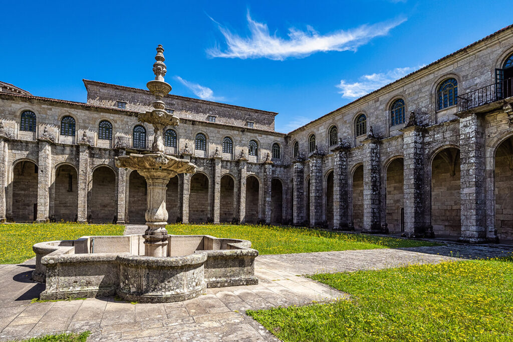 trenes turísticos de Galicia Ruta de los Monasterios