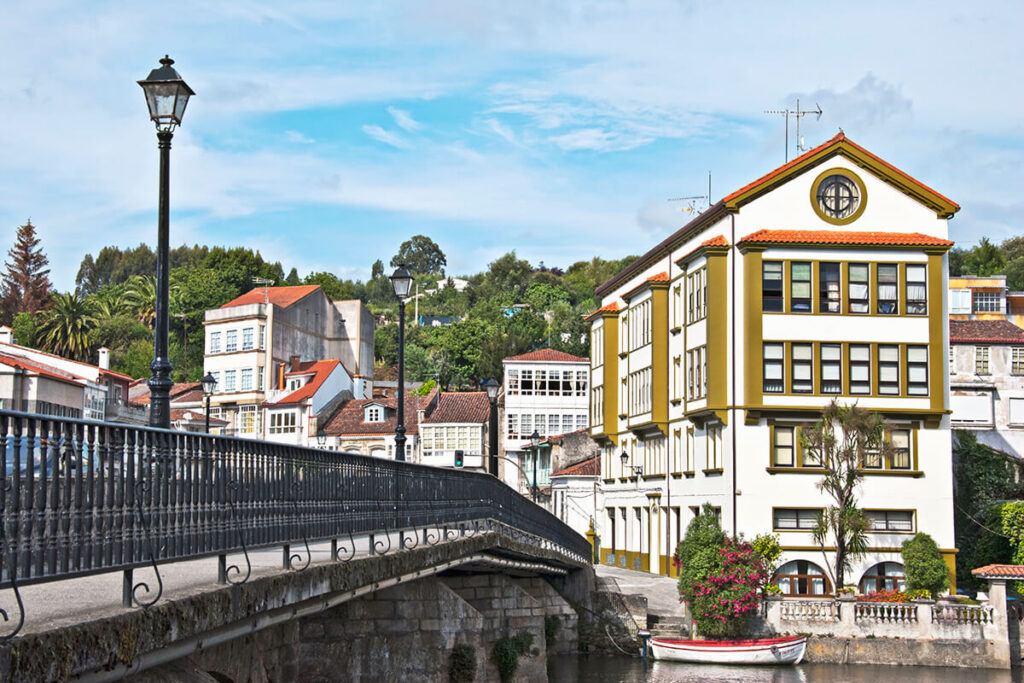 trenes turísticos de Galicia (Ruta de As Mariñas)