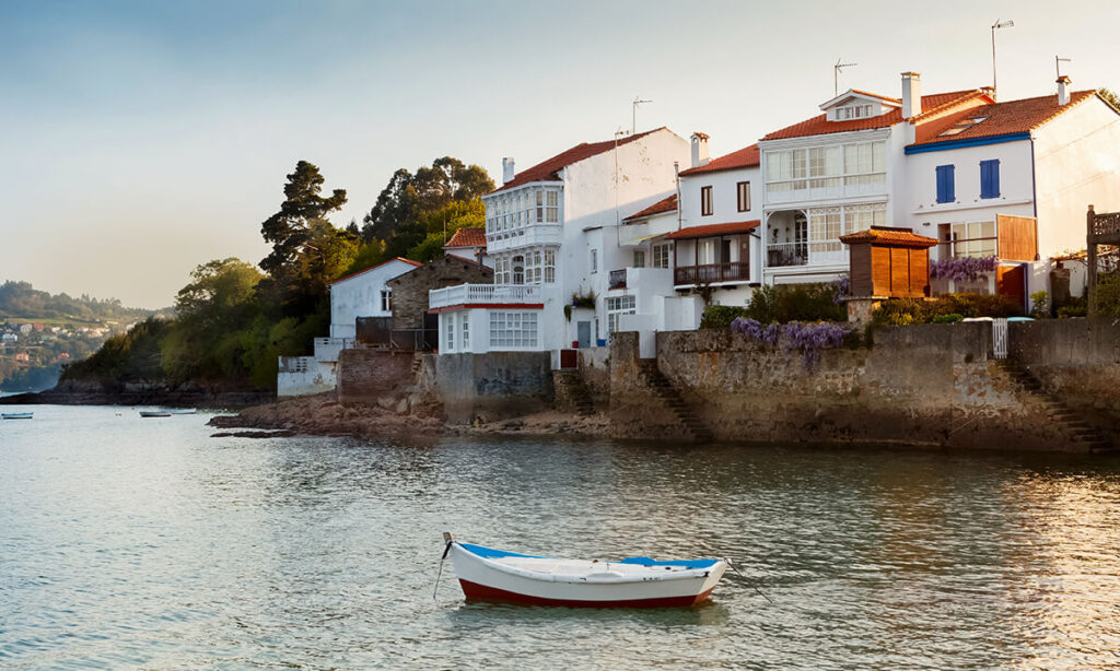 puerto de Redes en Ares (A Coruña)