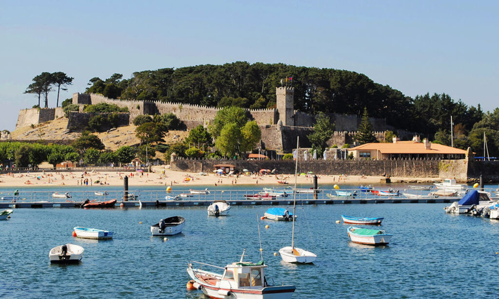 Baiona, uno de los pueblos más bonitos cerca de Vigo