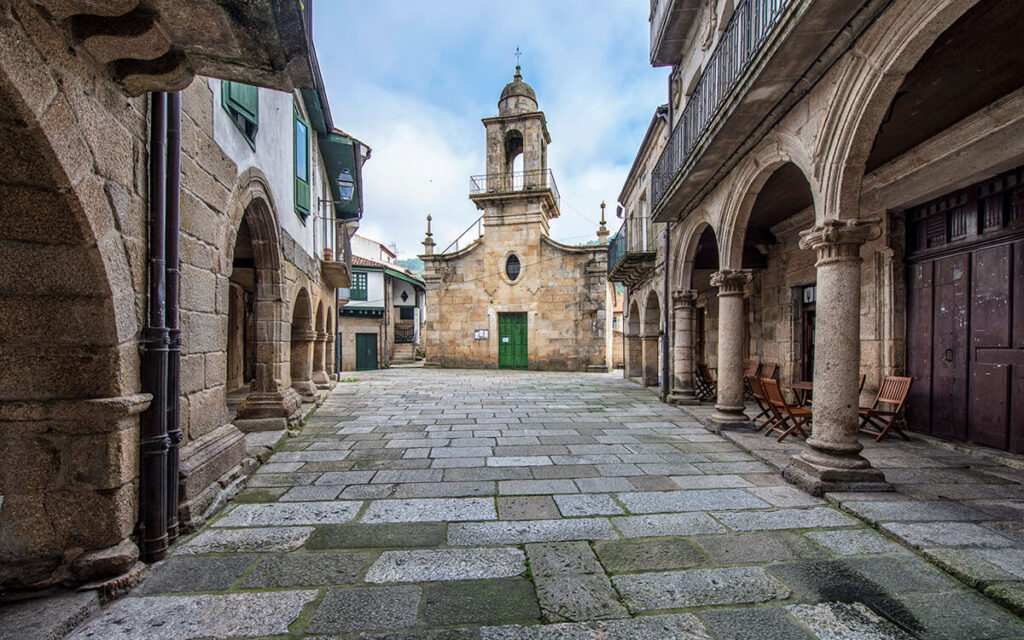 iglesia de Santa María Magdalena en Ribadavia