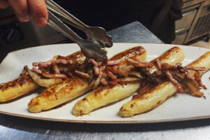 A Noiesa es uno de los mejores restaurantes de Santiago de Compostela
