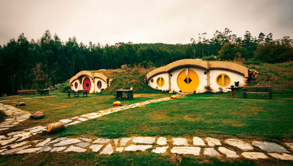 casas Hobbit en Galicia (Mi Tesoro Viveiro)