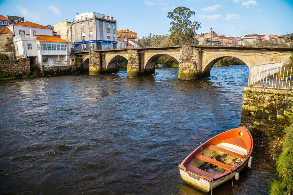 A Ponte do Porto, uno de los lugares qué ver en Camariñas