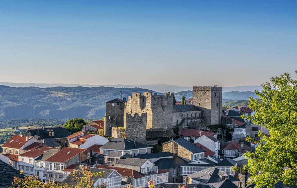 Castro Caldelas, uno de los pueblos más bonitos de Ourense